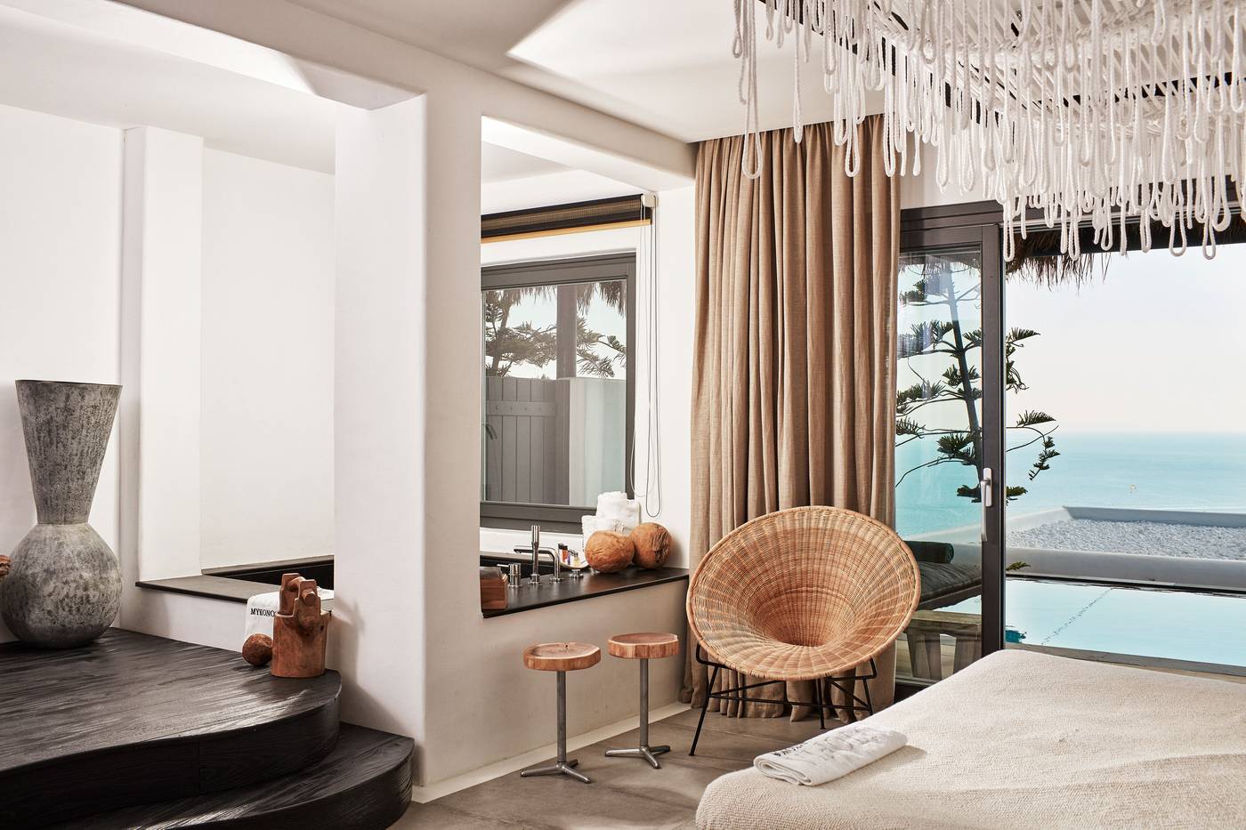 Myconian-Utopia-Room-24