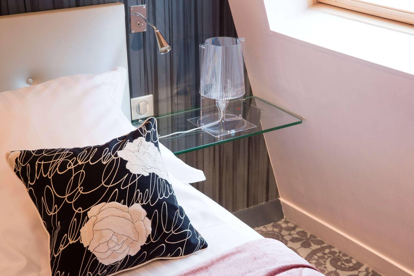 Best-Western-Anjou-Lafayette-Opera-Room-28