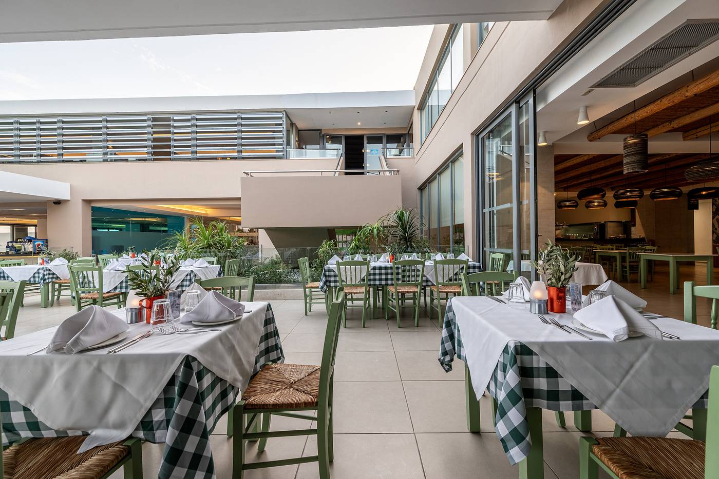 Atlantica-Mikri-Poli-Park--ex-Carda-Beach--Restaurant-14