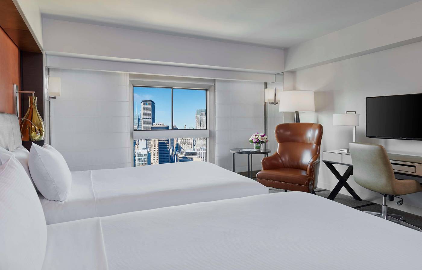 Millennium-Hilton-New-York-One-UN-Plaza-Room-40