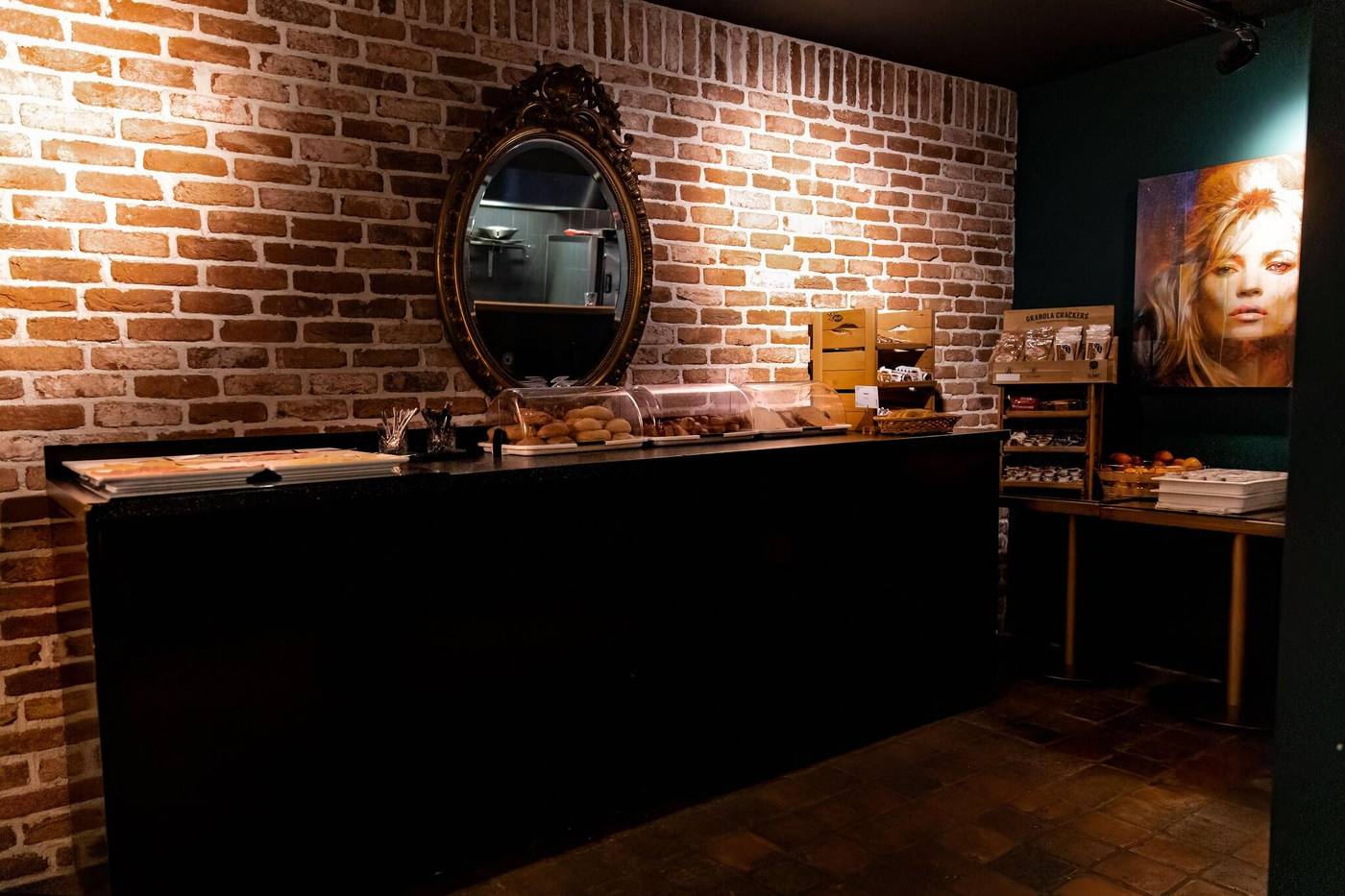 Ambassador-City-Centre-Hotel-Restaurant-12