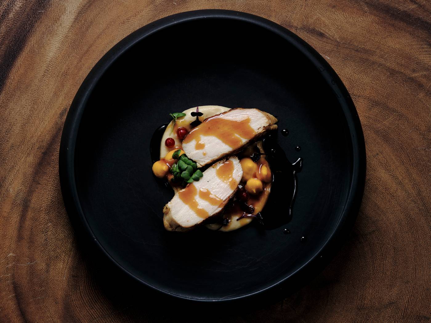 Mykonos-No5-Luxury-Suites---Villas-Restaurant-65