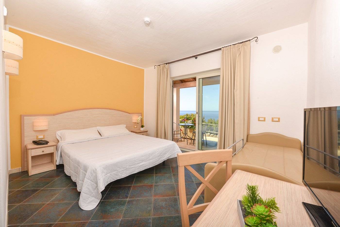 Castelsardo-Resort-Village-Room-19