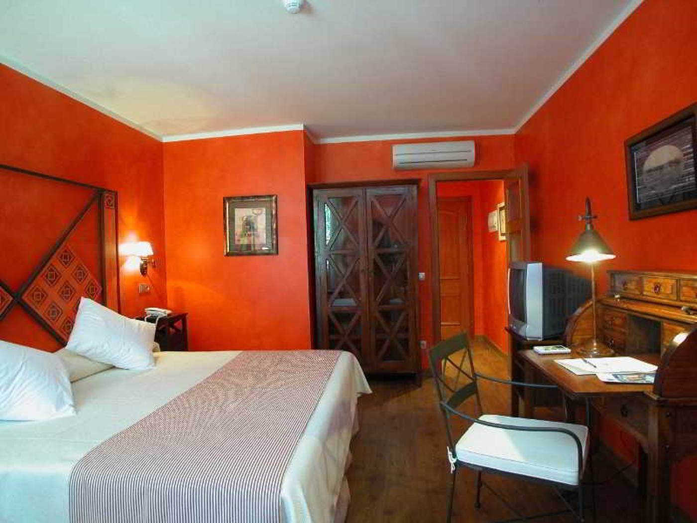 Torres de Somo-Spain-Somo-Room-8