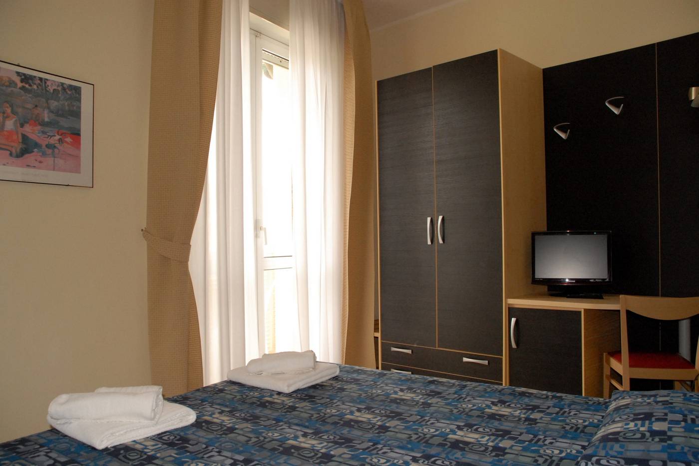 Hotel Arno-Italy-Rimini-Room-8