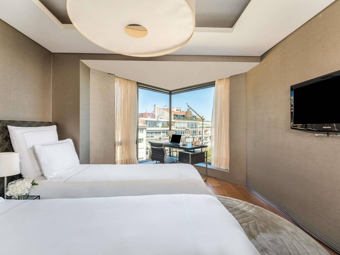 Swissotel-The-Bosphorus-Istanbul-Room-41