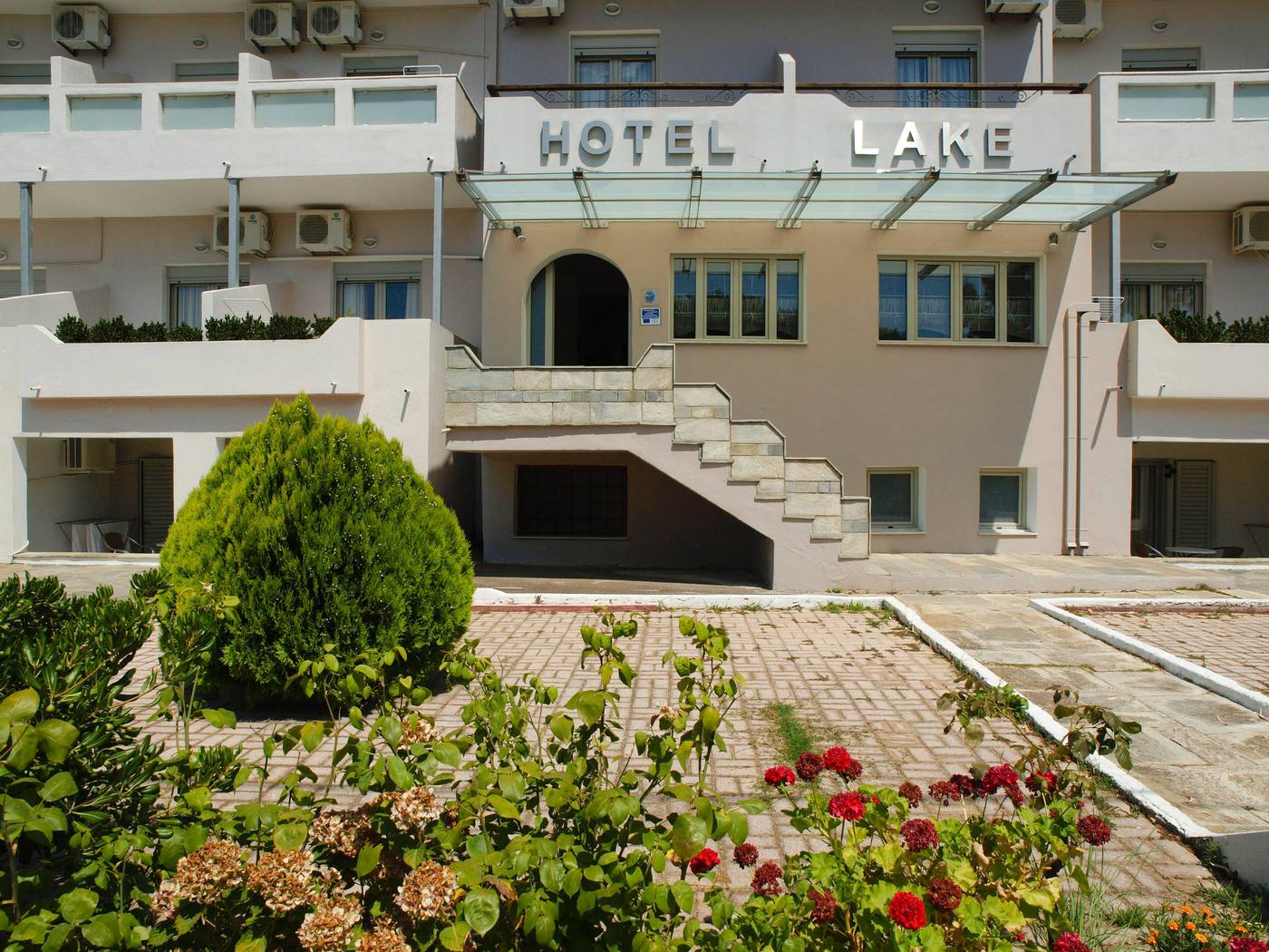 Lake-Studios-General-view-8