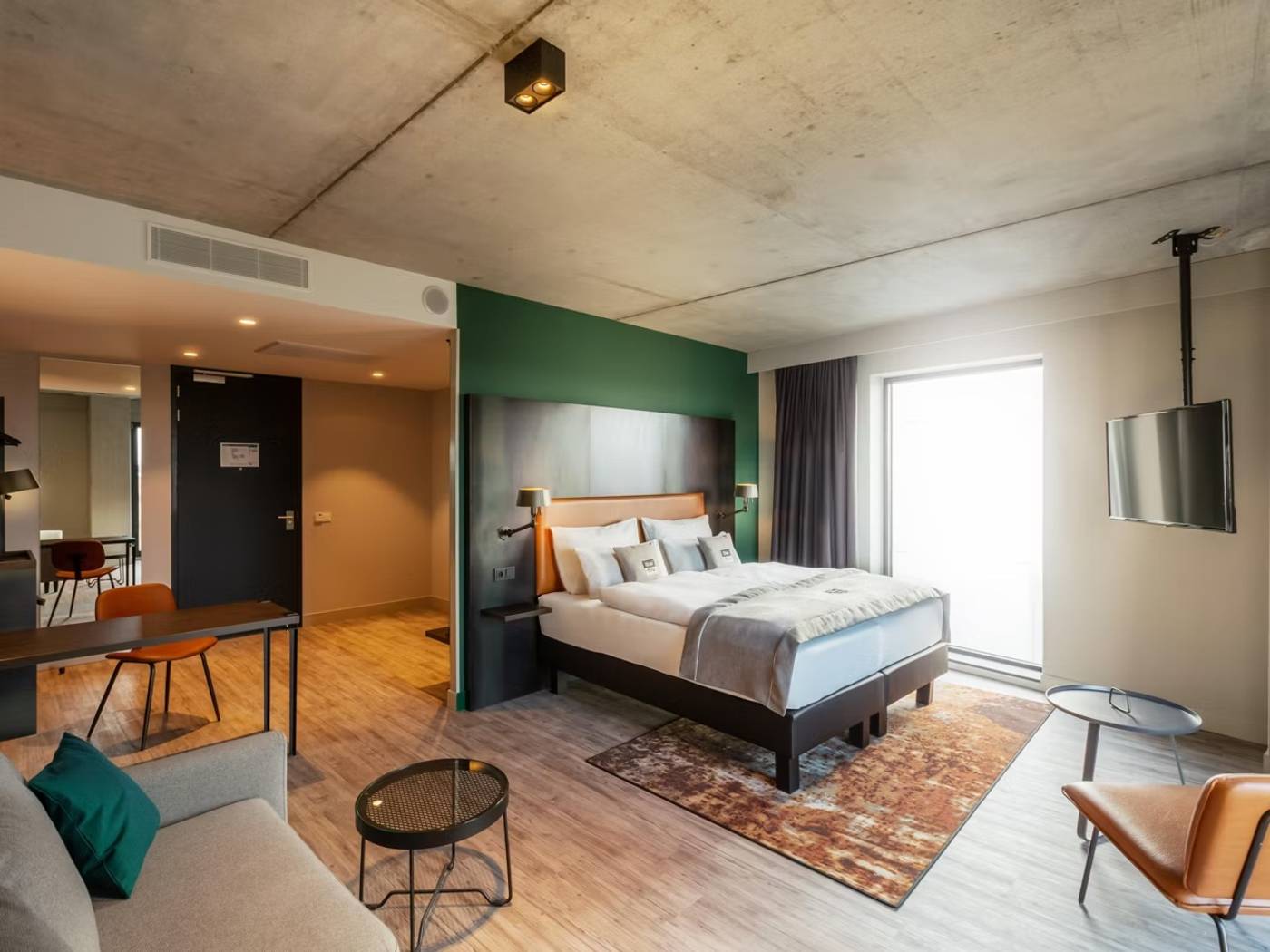 Holiday-Inn---the-niu--Fender-Amsterdam-Room-3