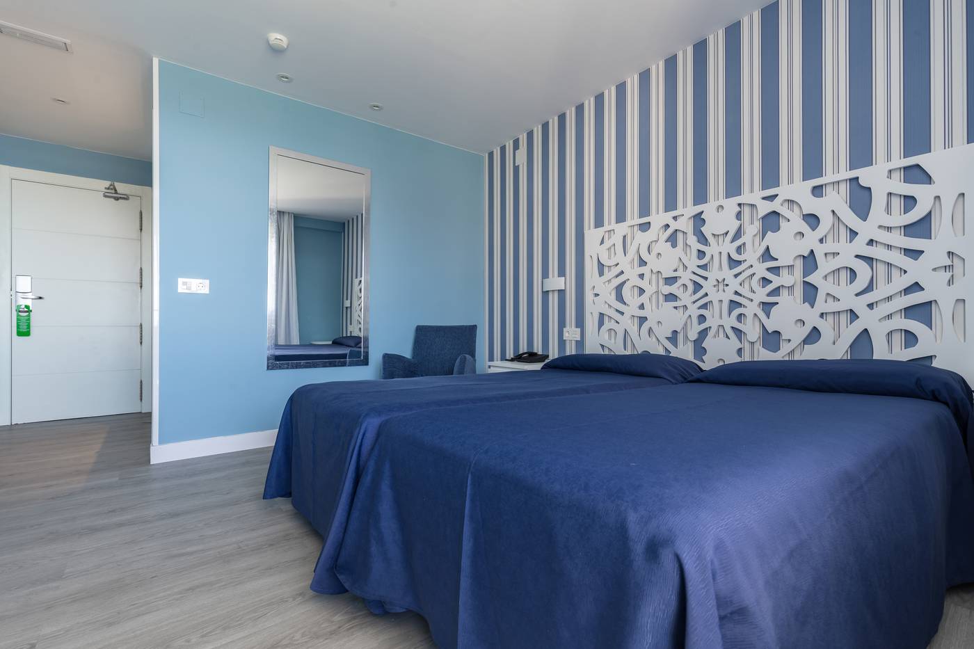 La-Barracuda-Room-21