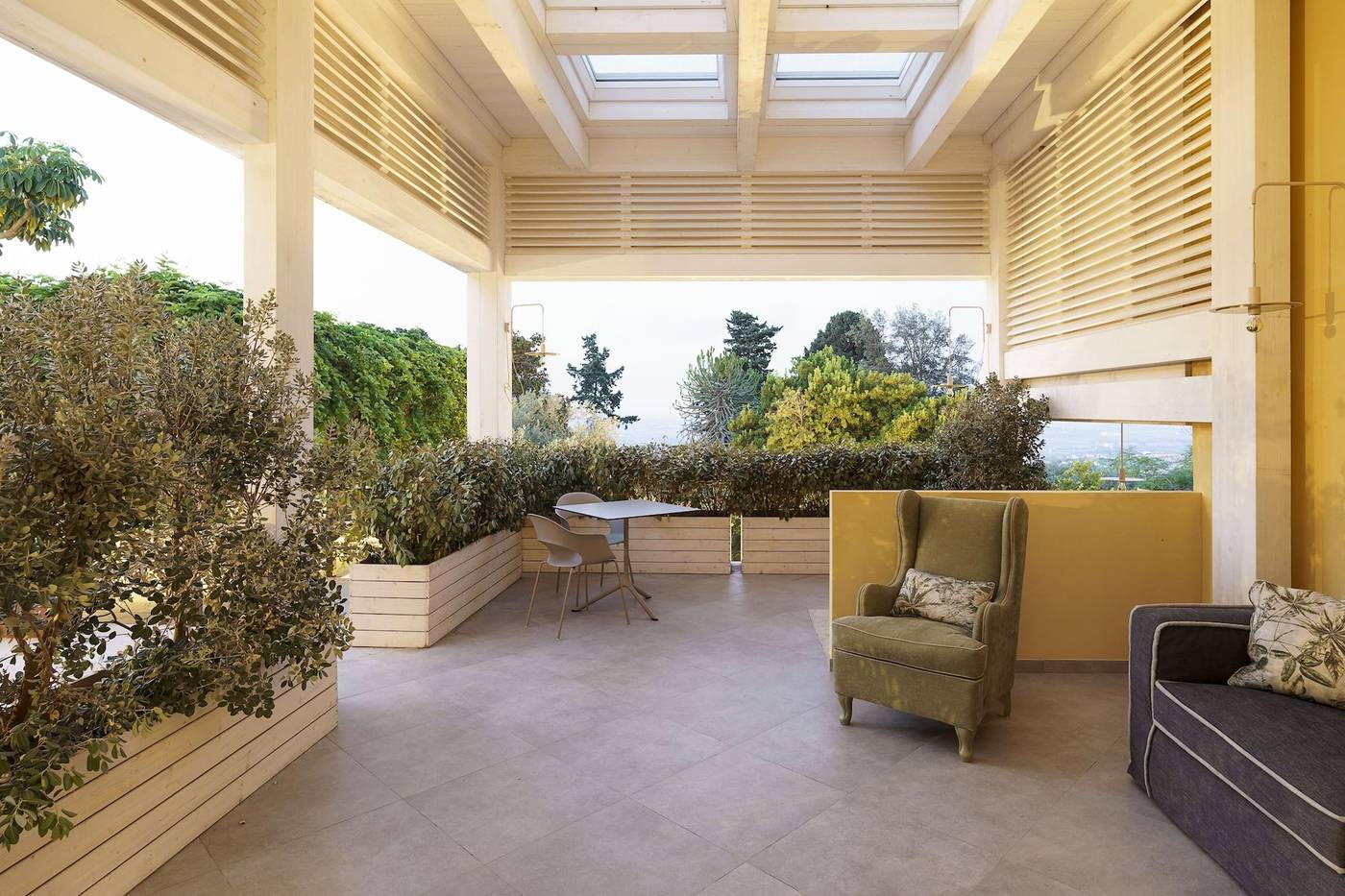 Luna-del-Raccolto--Green-Country-Hotel-Terrace-40