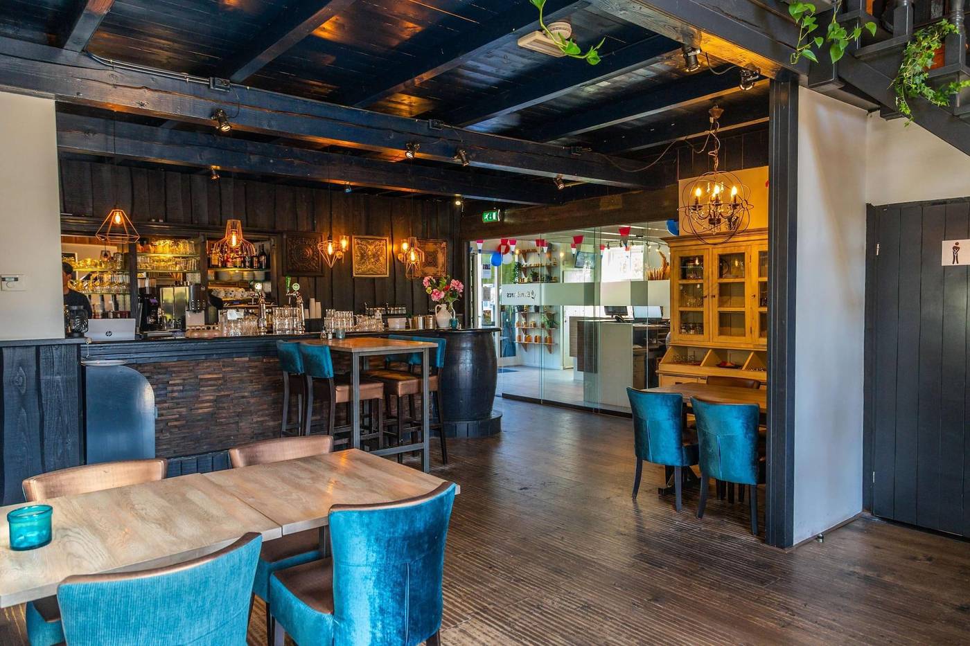 EuroParcs-Buitenhuizen-Bar-14