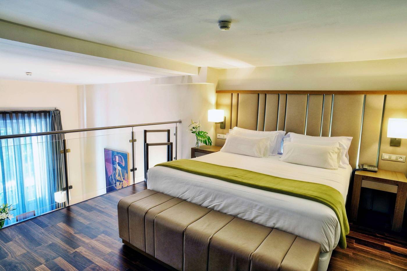 NH-Collection-Madrid-Palacio-de-Tepa-Room-56