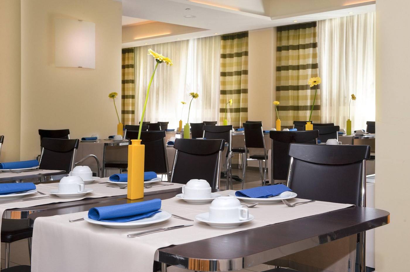 Cardinal-Hotel-St-Peter-Rome-Restaurant-30