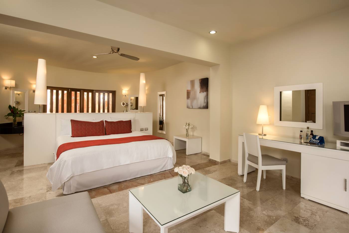 Grand-Riviera-Princess-Room-35