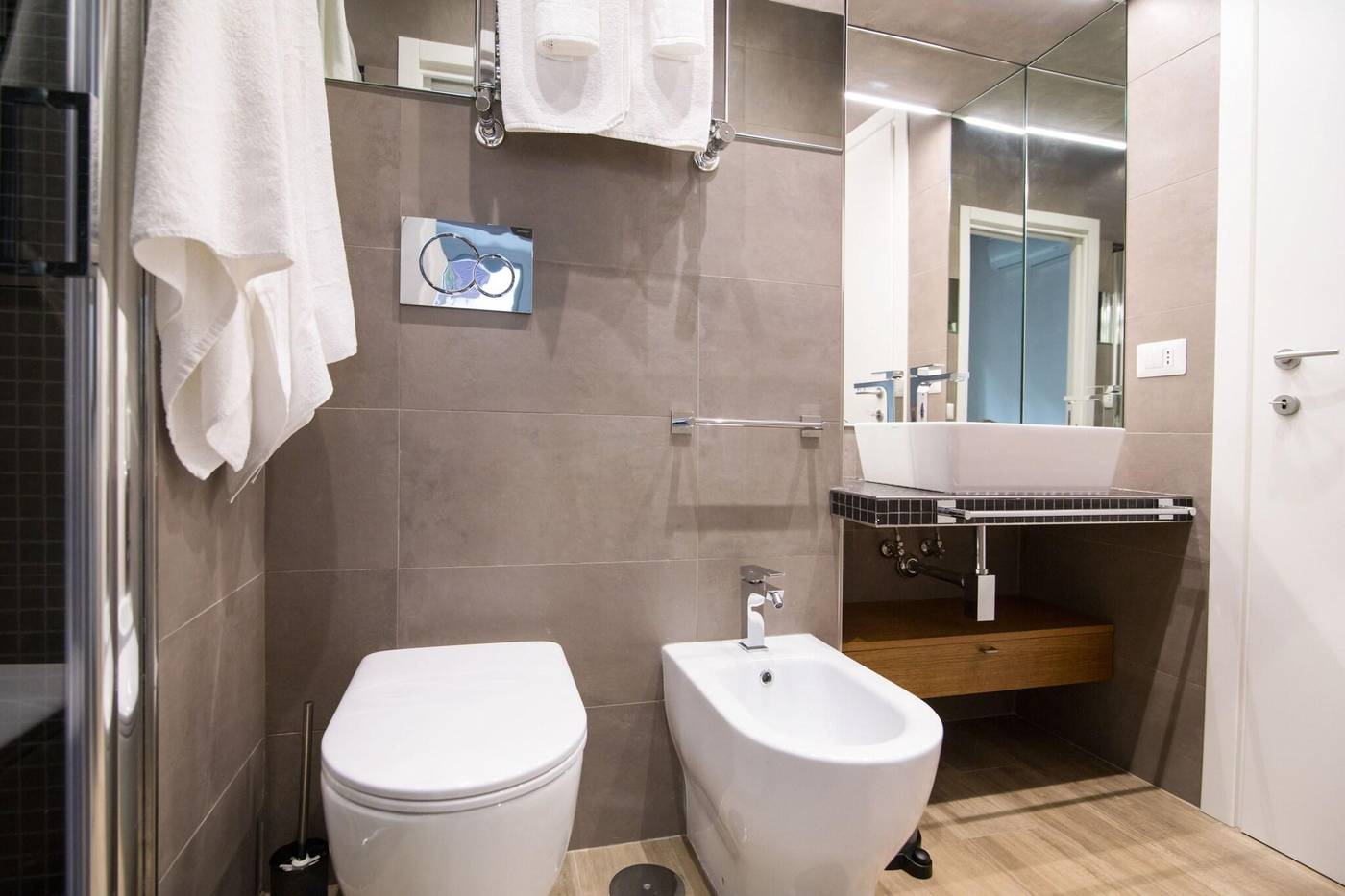 Domenichino-Luxury-Home-Room-34