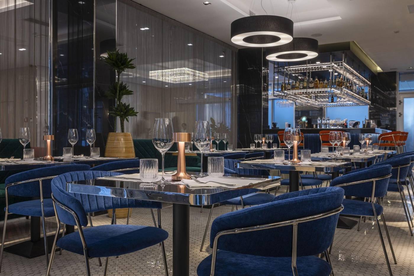 Silver-Crown-Hotel---Residence--Palace-Quarter-Restaurant-56