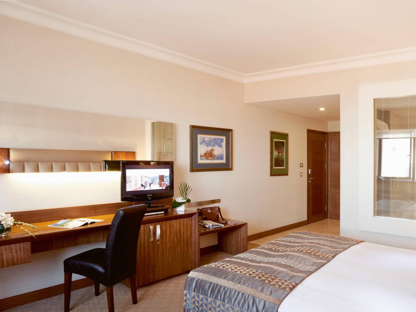 M----venpick-Hotel-Izmir-Room-16