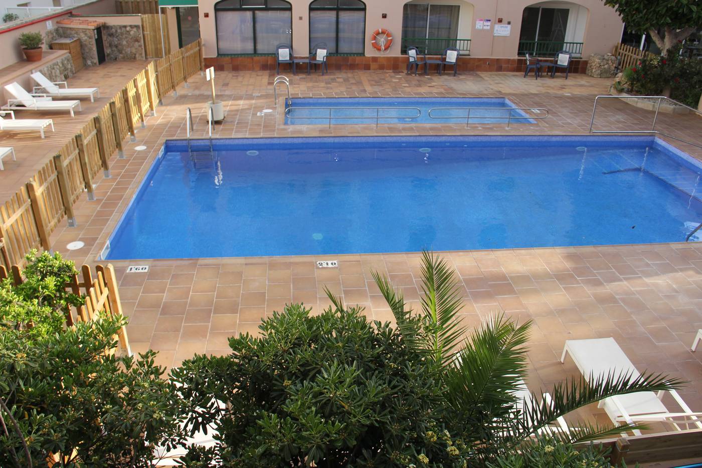 Apartamentos-Royal-Life-Pool-13