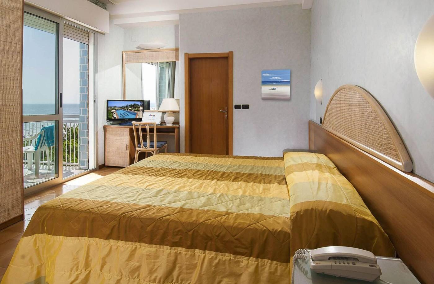 Hotel-Corallo-Room-2