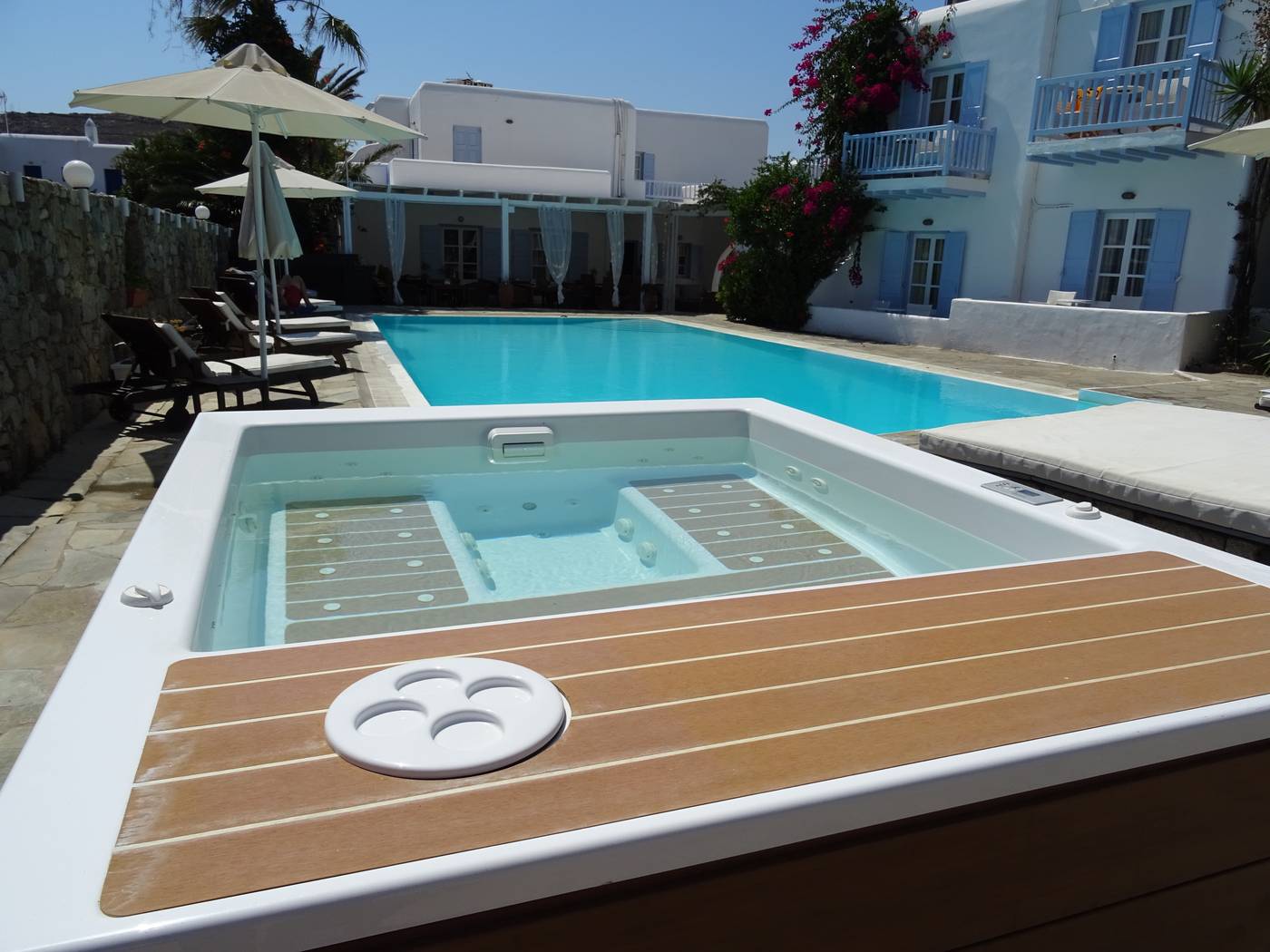 Dionysos-Luxury-Hotel-Mykonos-Pool-8