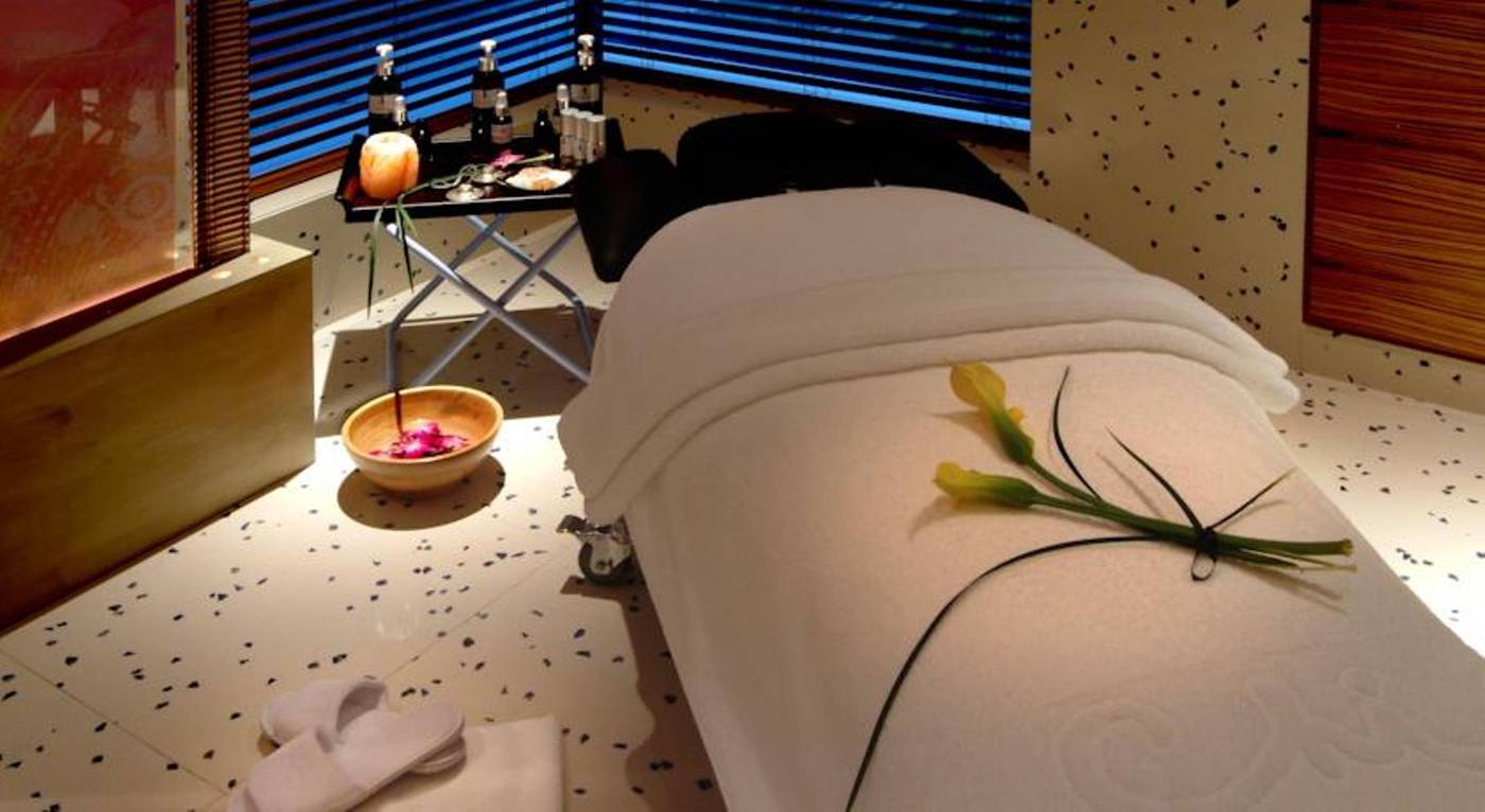 Shangri-la-Hotel-Dubai-Sports-and-Entertainment-70