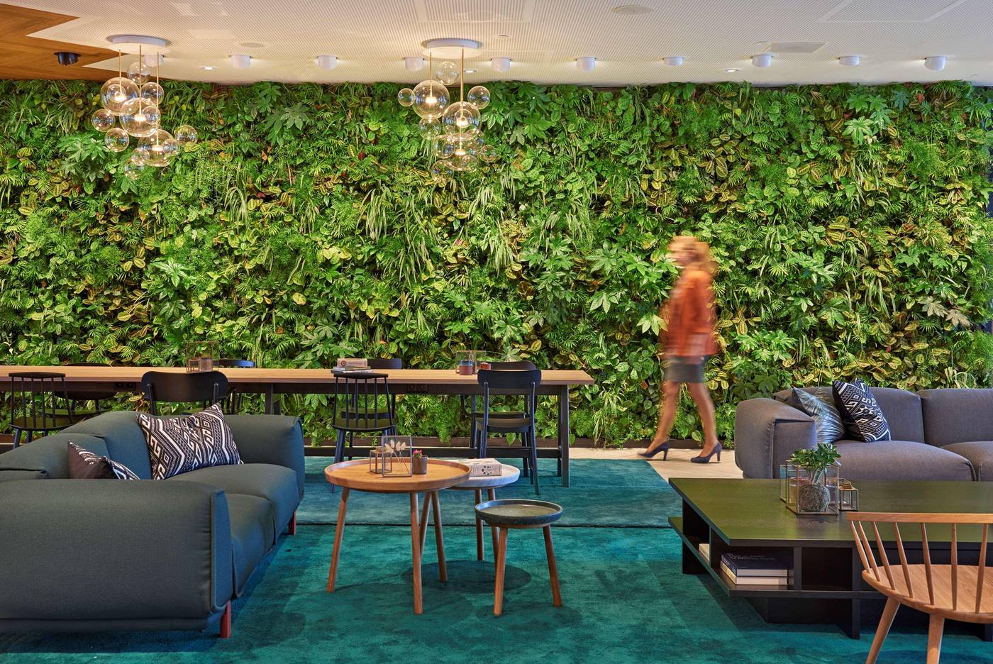 Hyatt-Regency-Amsterdam-Lobby-18