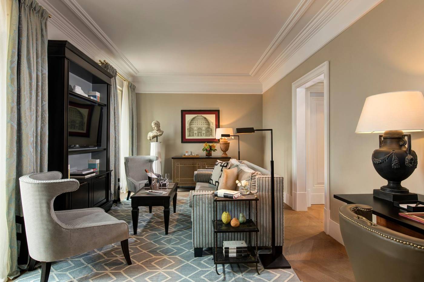 Rocco-Forte-Hotel-de-la-Ville-Room-19