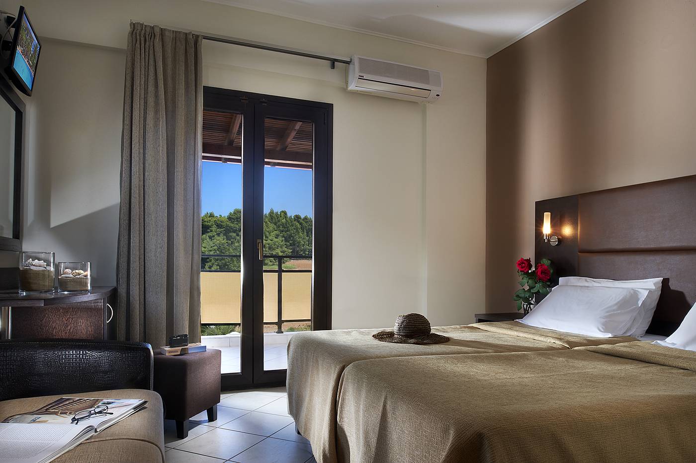 Simeon-Hotel-Room-27