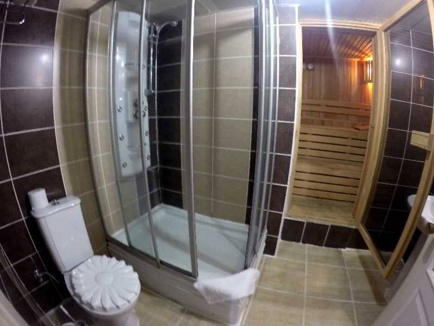 Orient-Life-Hotel-Room-39