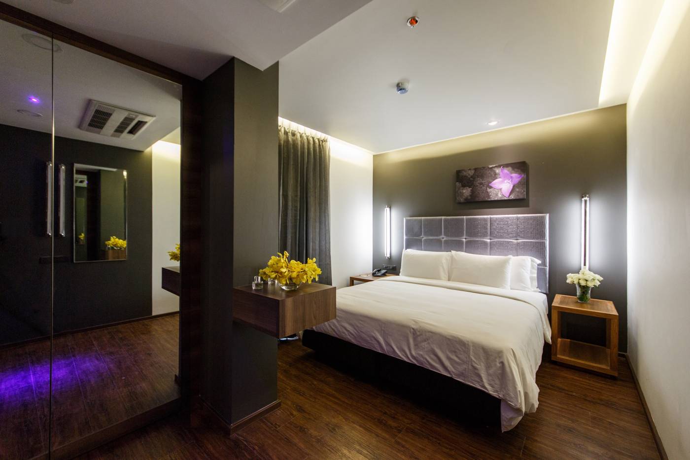 LiT-BANGKOK-Residence-Room-24