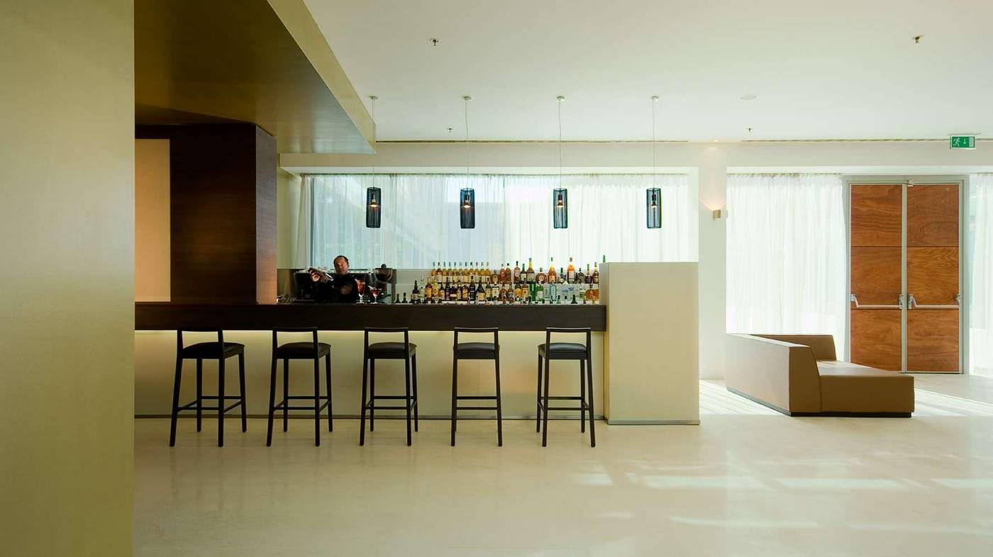 DoubleTree-by-Hilton-Milan-General-view-12