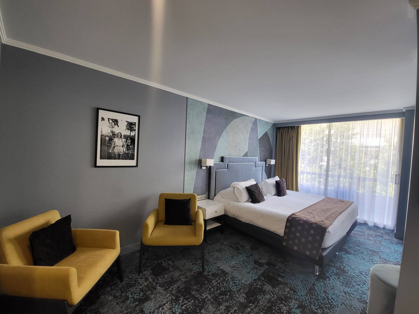 Juliana-Cannes-Room-17