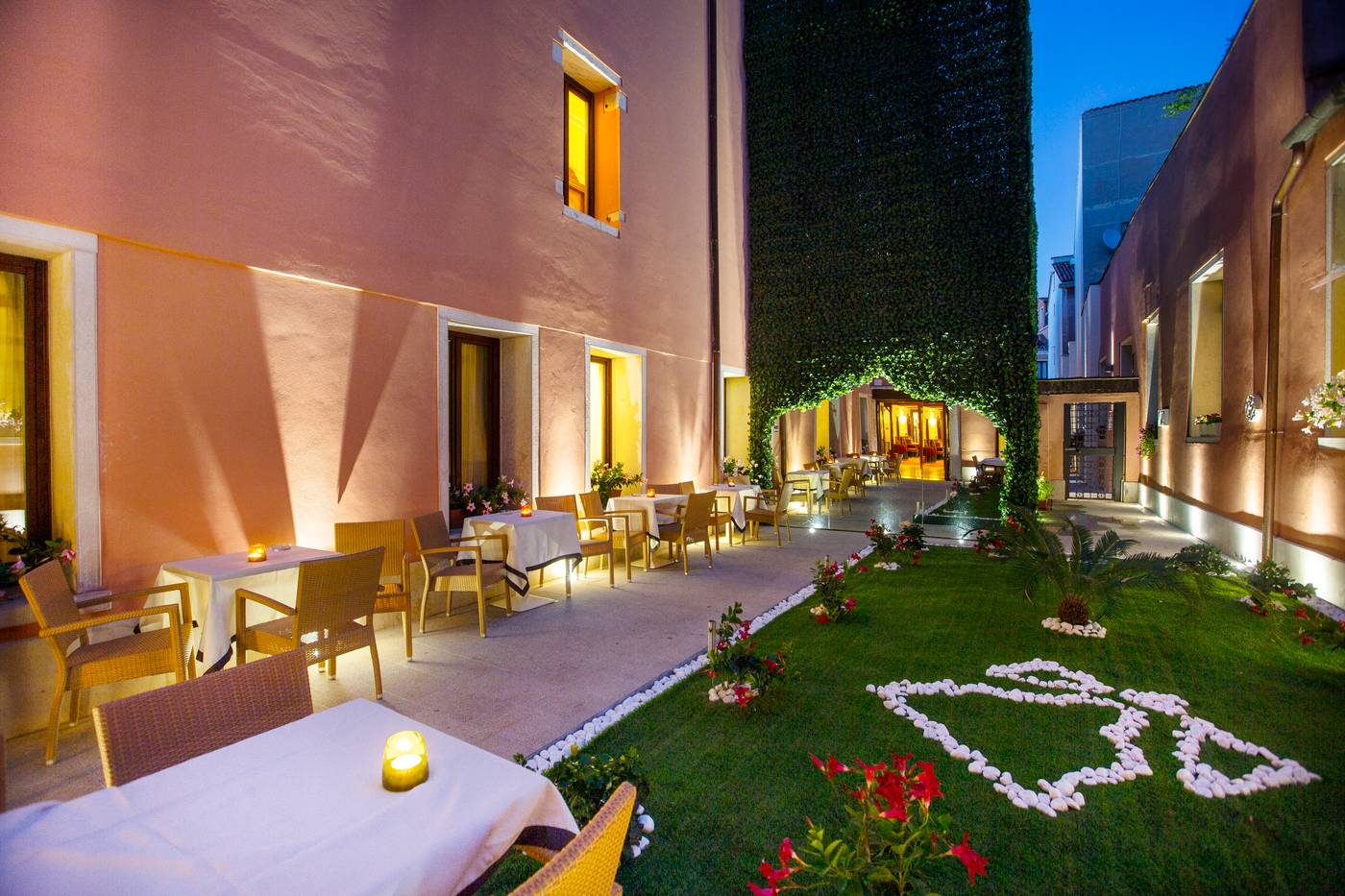 Ai-Mori-d-Oriente-General-view-44