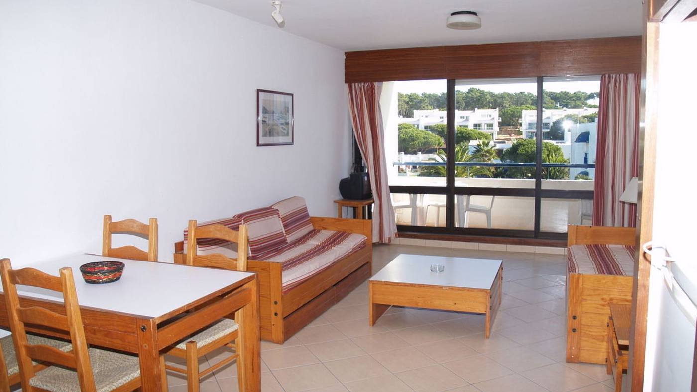 Parque-Mourabel--Pe-Do-Lago-and-Oasis-Village-Room-18