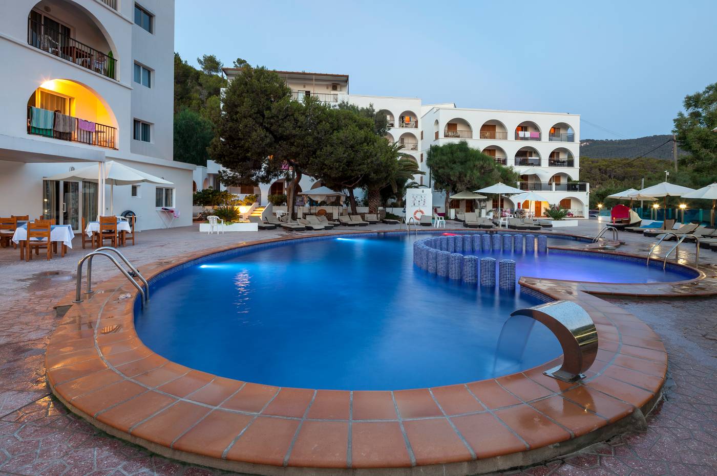 Puerto-Cala-Vadella-Pool-2