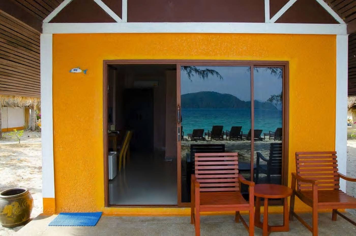 Coral-Island-Resort-Room-20