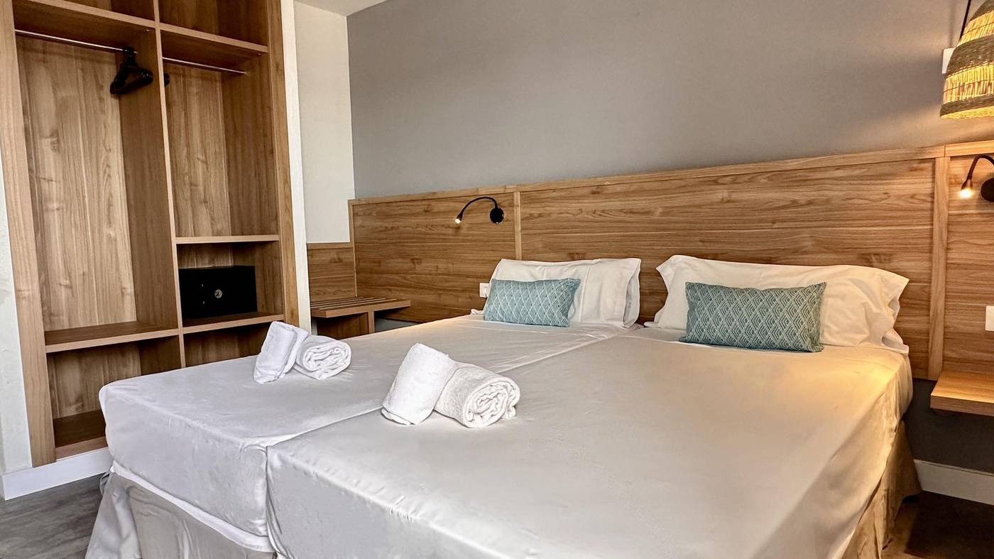 Club-Caleta-Dorada-Room-40