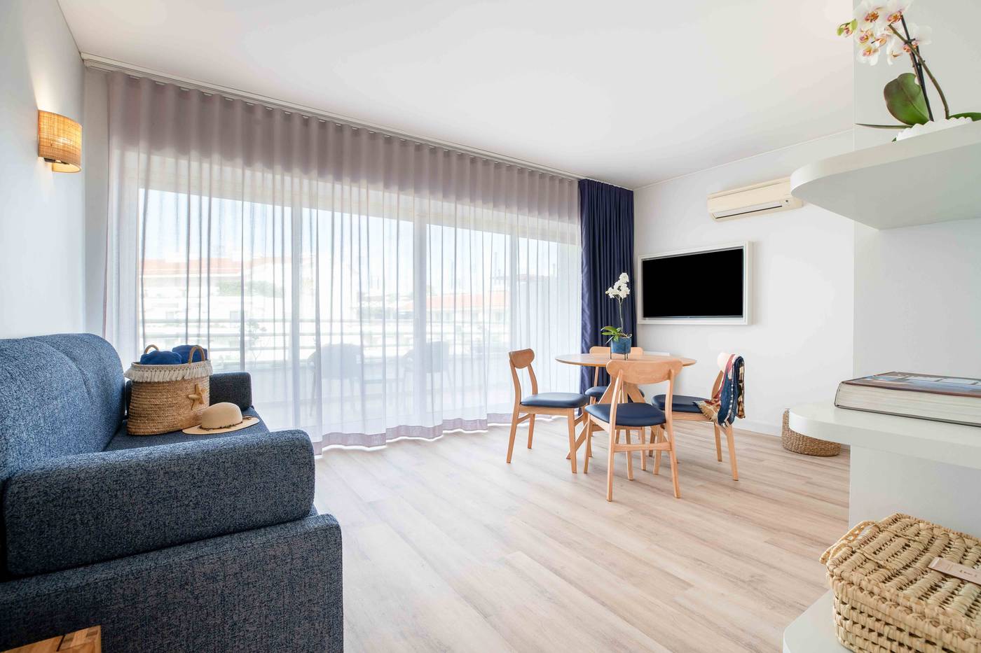 Aqualuz-Suite-Hotel-Apartamentos-Room-15