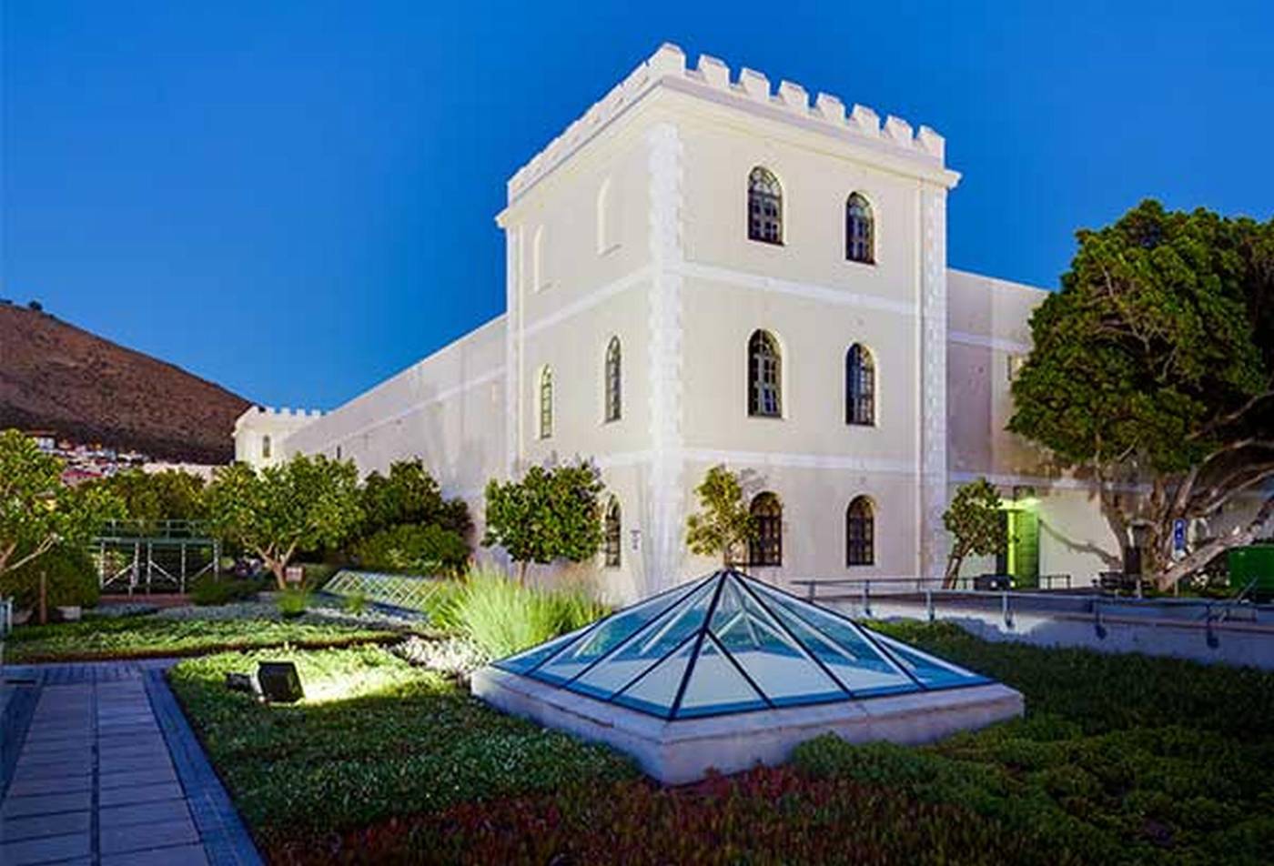 Protea-Hotel-Cape-Town-Waterfront-Breakwater-Lodge-General-view-63