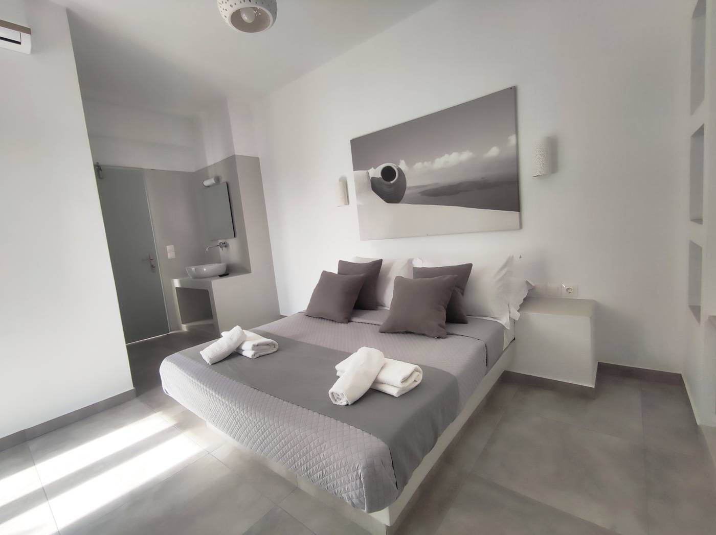 Sandy-s-Paradise-Infinity-Room-27