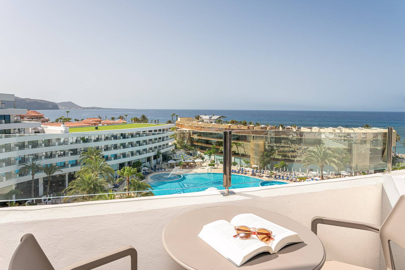 Mediterranean-Palace-Hotel-Room-55