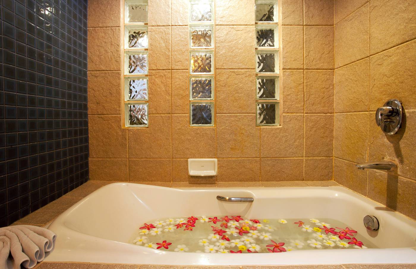 Woraburi-Phuket-Resort---Spa-Room-56