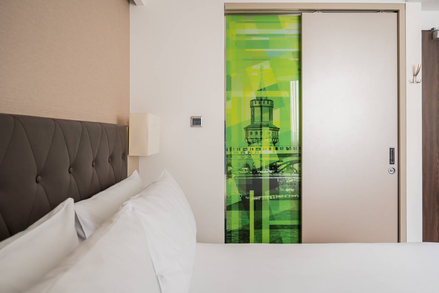 Two-Hotel-Berlin-by-Axel-Room-50