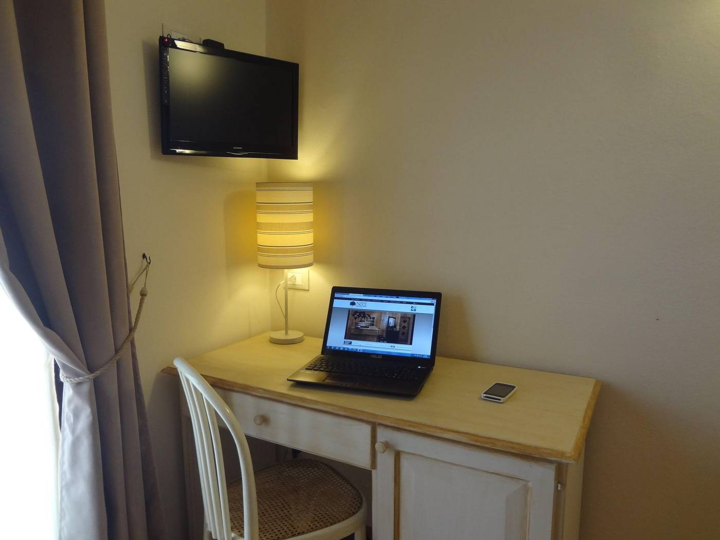 Villa Noce - Guest House-Italy-BRESCIA-Room-10