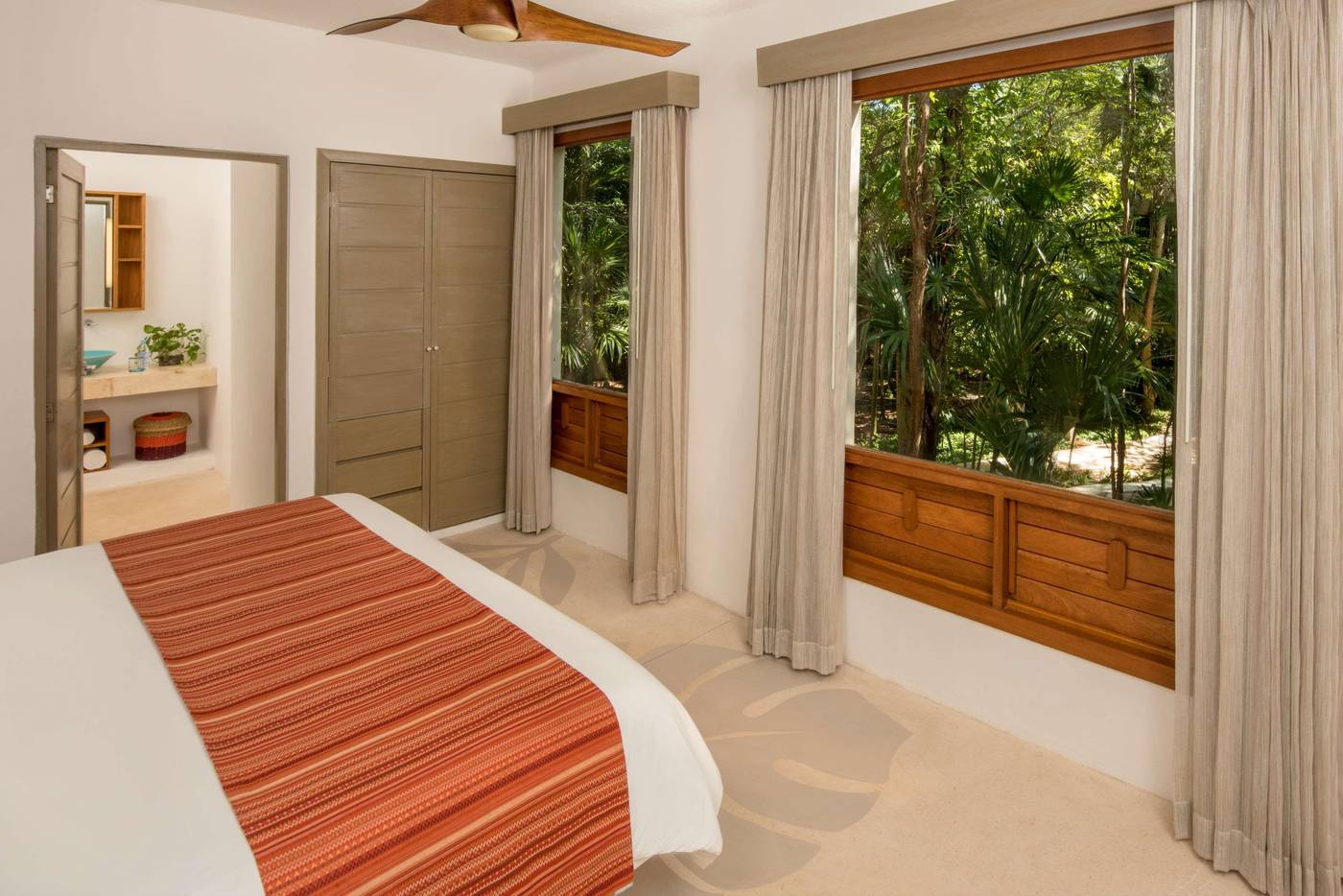 Mahekal-Beach-Resort-Room-43