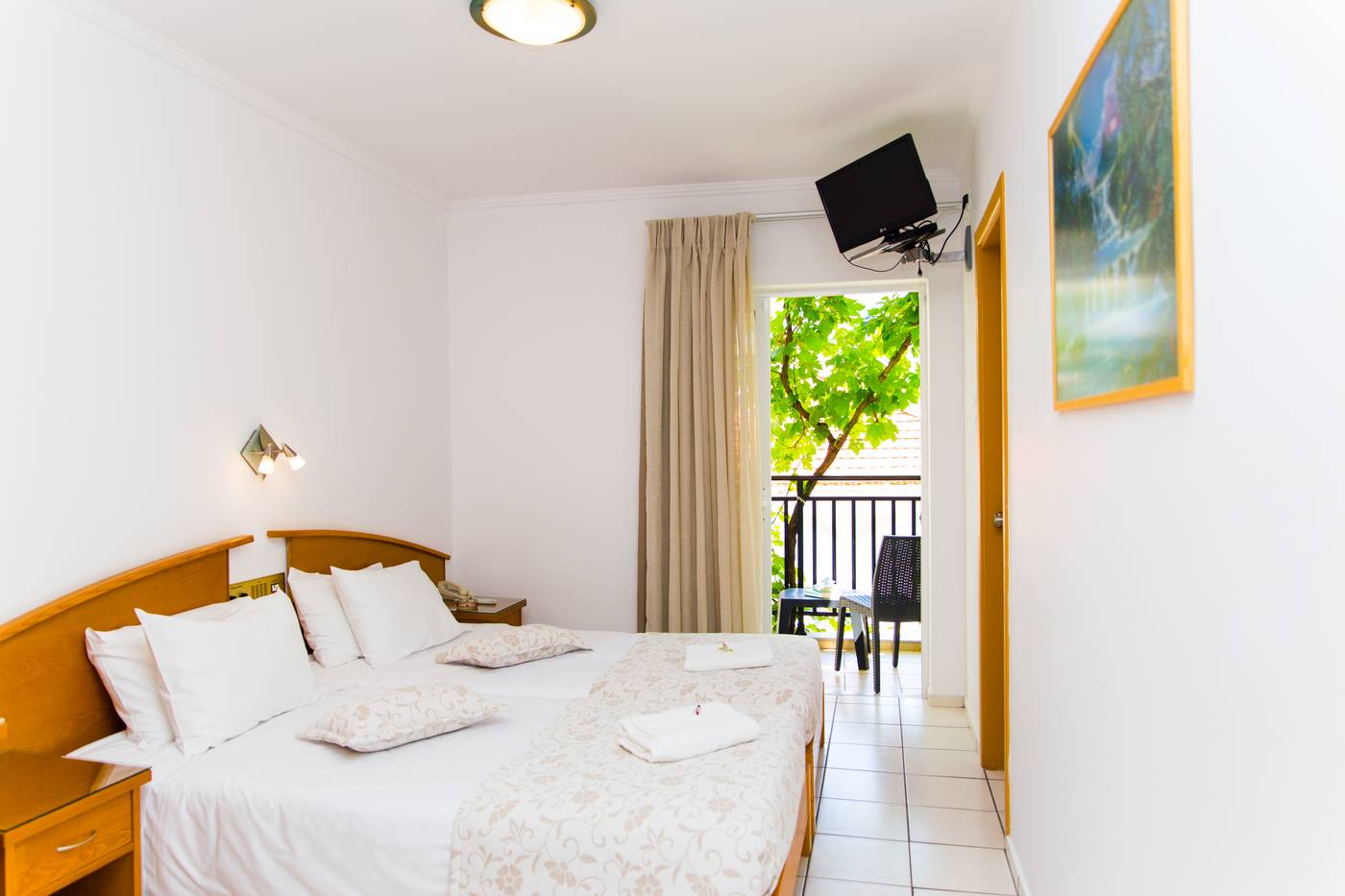 Astali-Room-10