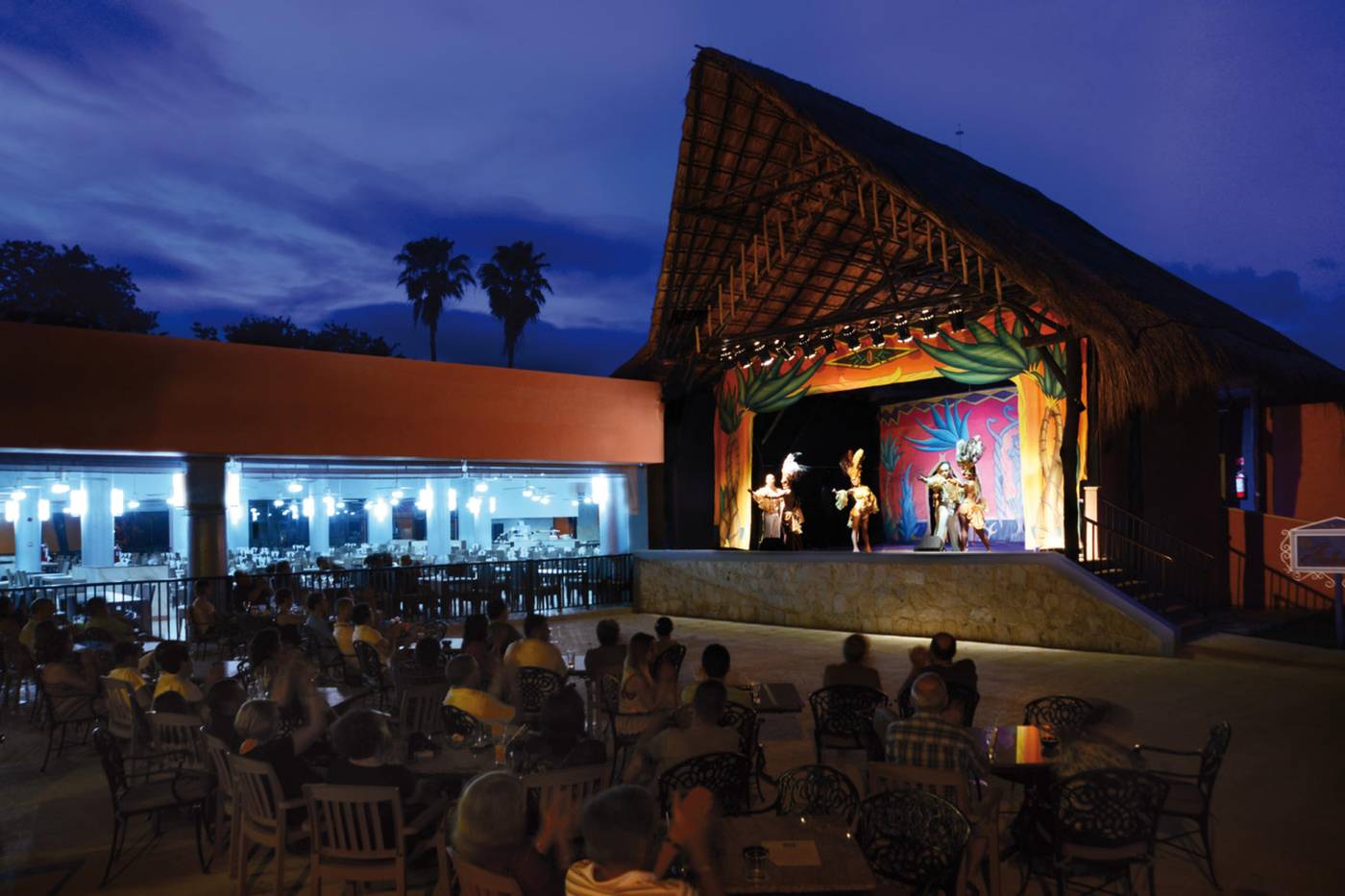 Riu-Lupita-All-Inclusive-Sports-and-Entertainment-52