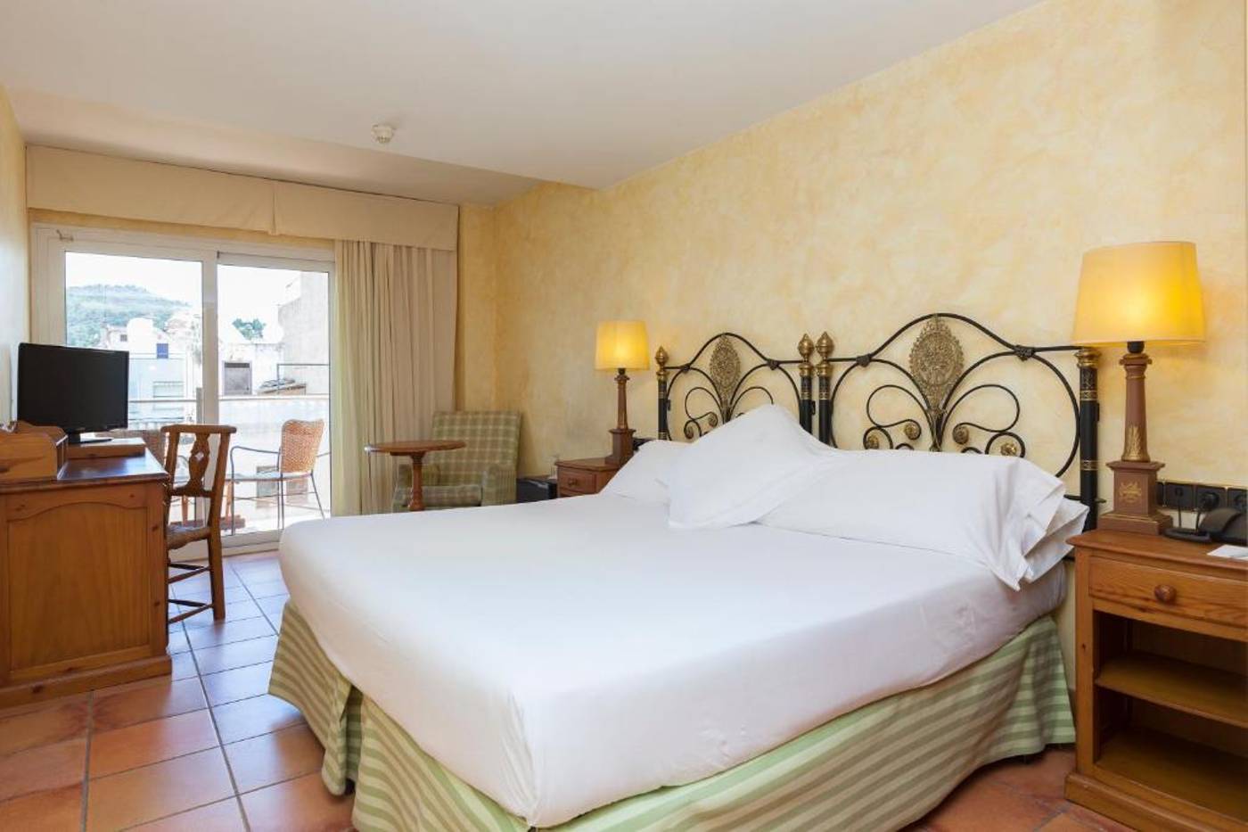 URH-Vila-de-Tossa-Room-6
