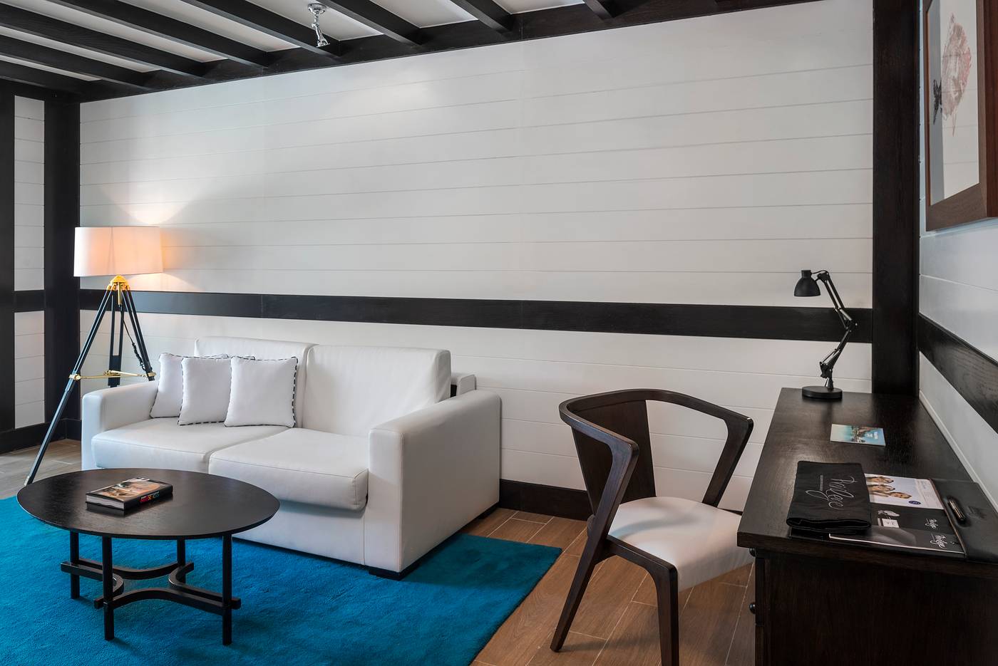 Ocean-Riviera-Paradise-Eden-By-The-Beach-Room-40