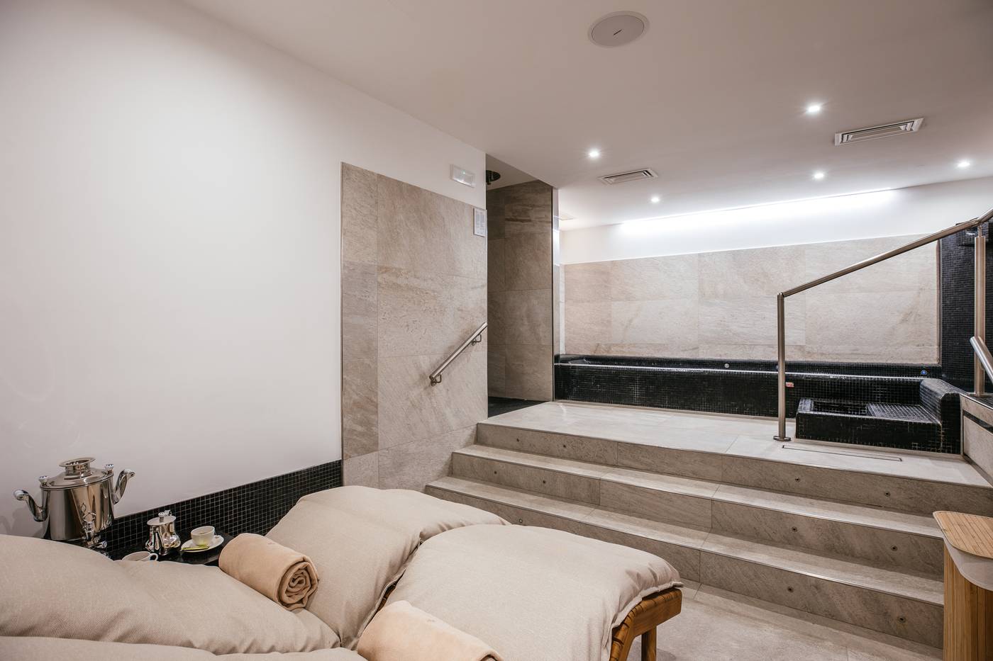 Villa-Fiorella-Art-Sports-and-Entertainment-54